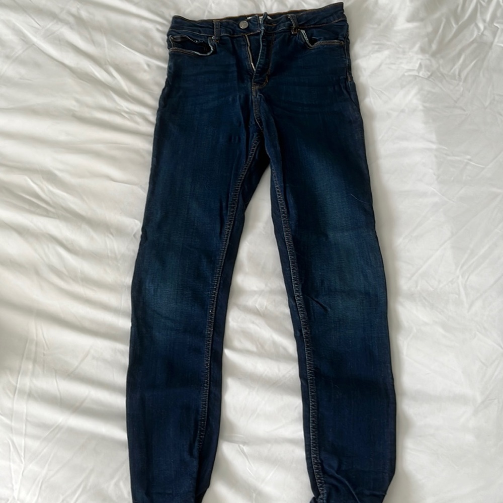 Zara woman dark wash skinny jeans
